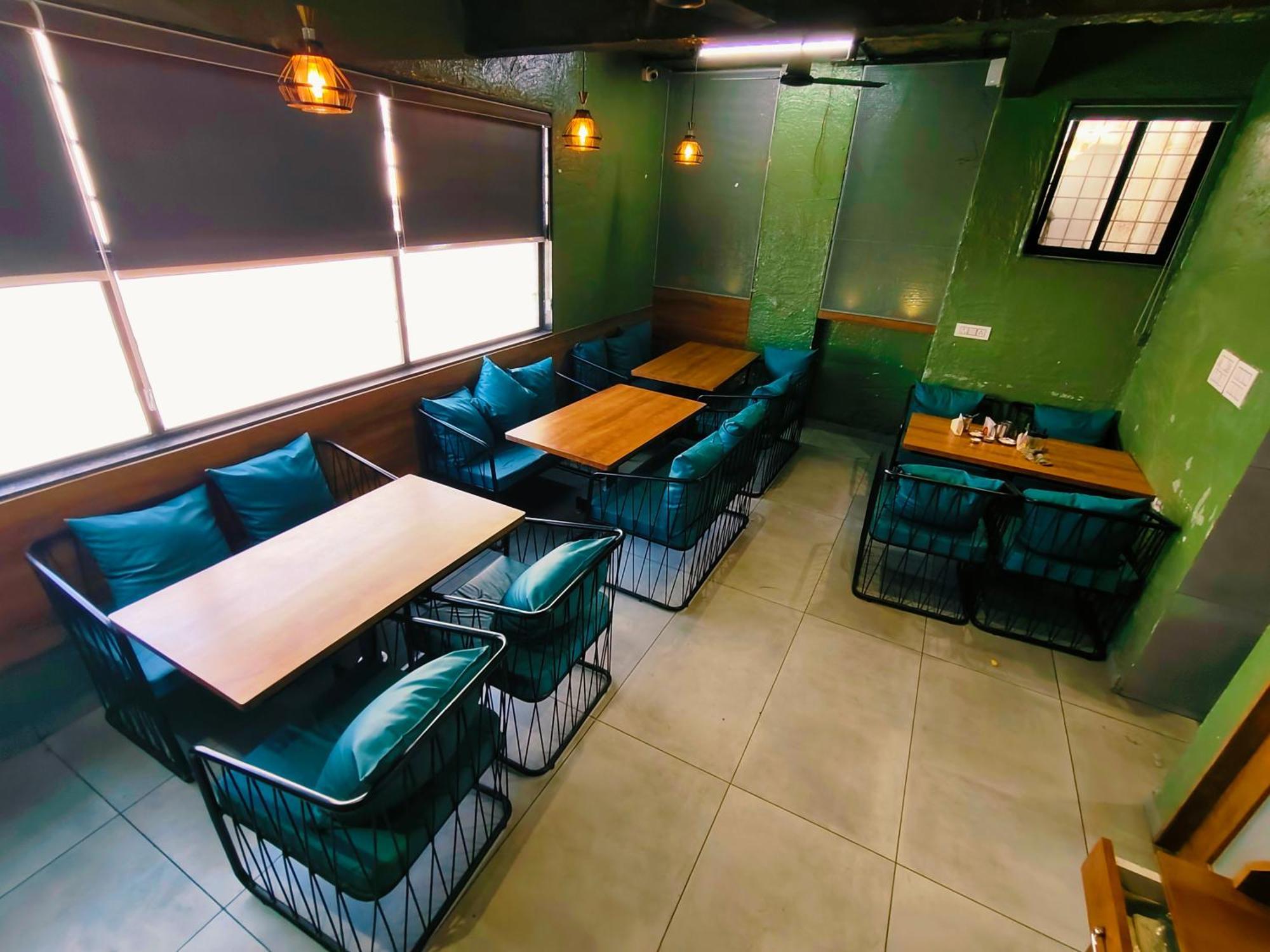 Hotel Pragati Inn Ahmednagar Ngoại thất bức ảnh
